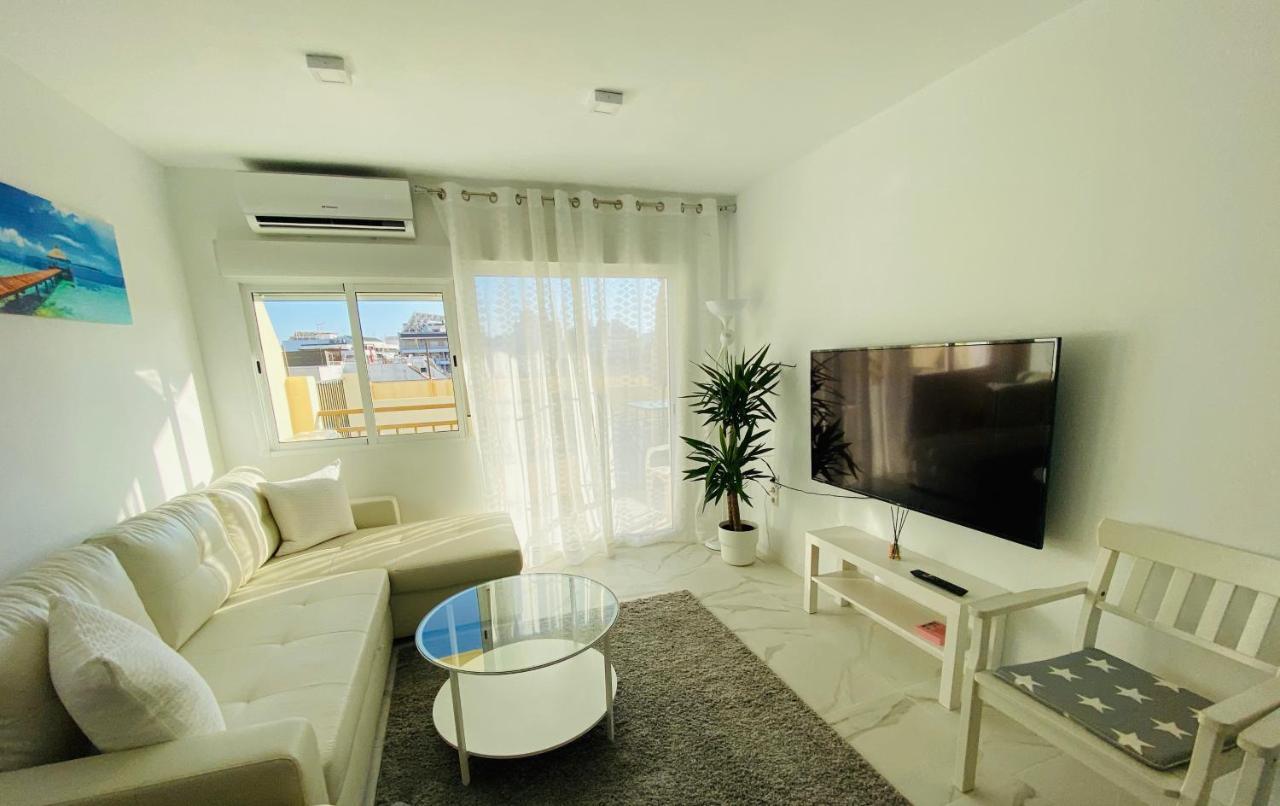 Fresh And Modern Delux Apartment In 1 Min From The Beach! Fuengirola Ngoại thất bức ảnh